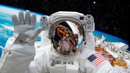 Astronotlar